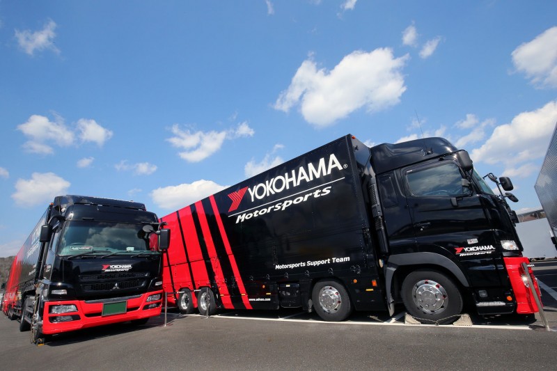 ADVAN Truck